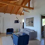 Casa de Férias Emilios *