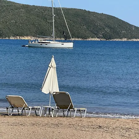 Emilios Hébergement de vacances Lachanada